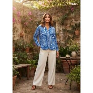 Tolani Onika Arabesque Top Blue White Long Sleeve Button Up Women's Size Medium